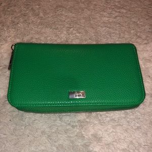 Thirty-One Jewell All About the Benjamins wallet